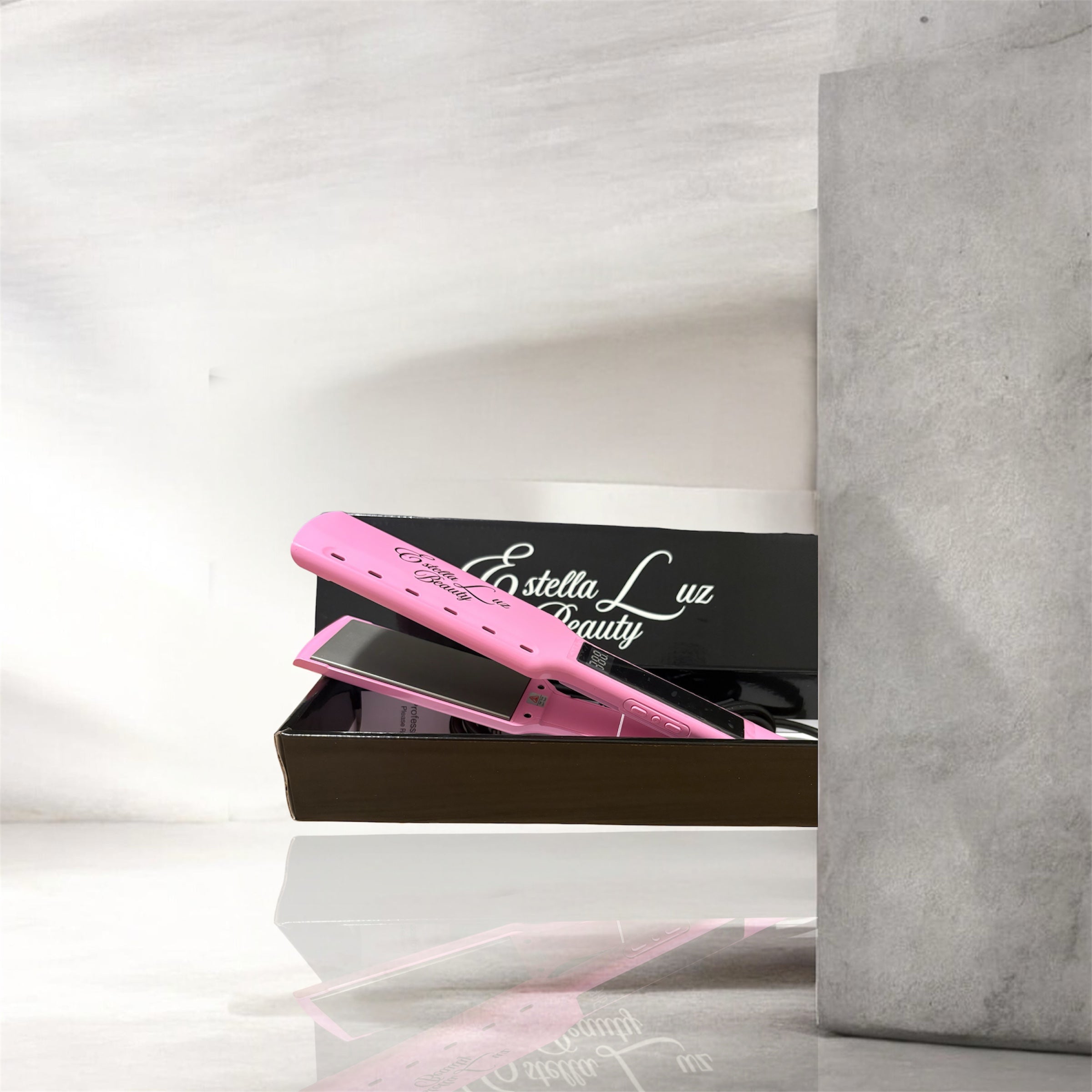 Estella Luz Beauty Hair Straightening Iron
