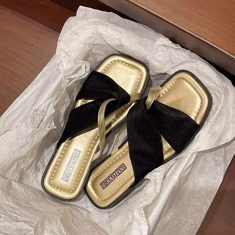 High-End Women'S Summer Collection Super Hot Small Fragrant Sandals Skirts Fashion Trend Internet Flip-Flops for Slippers