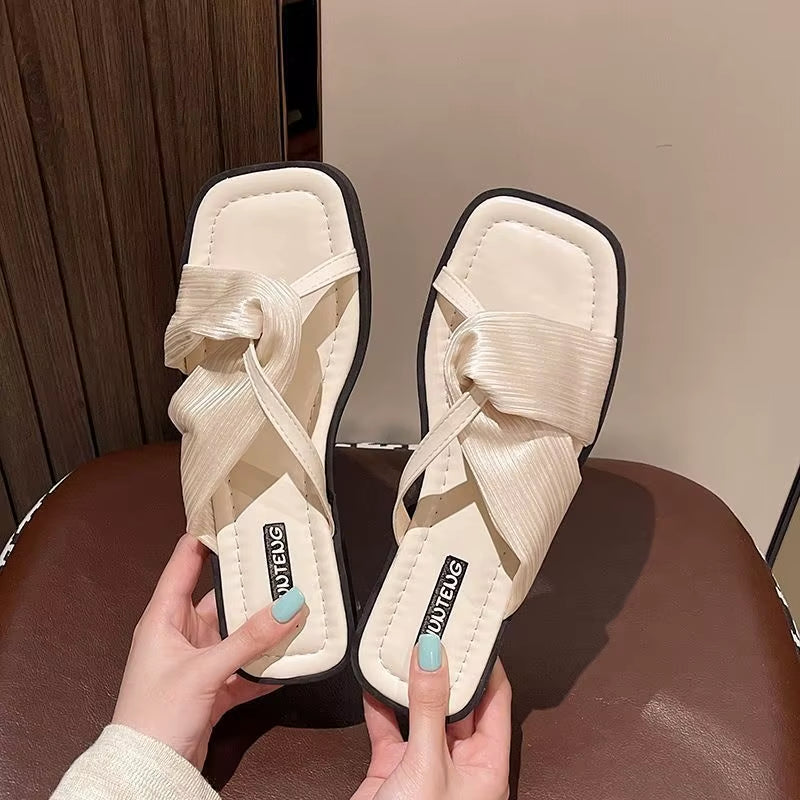 High-End Women'S Summer Collection Super Hot Small Fragrant Sandals Skirts Fashion Trend Internet Flip-Flops for Slippers