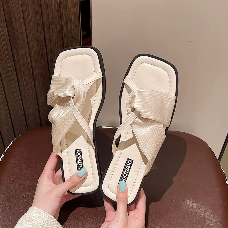 High-End Women'S Summer Collection Super Hot Small Fragrant Sandals Skirts Fashion Trend Internet Flip-Flops for Slippers